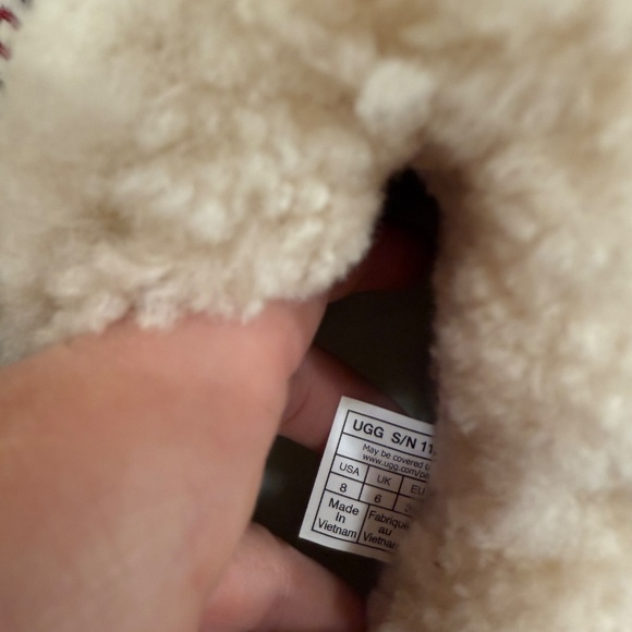 COPY - UGG ULTRA MINI BRAID BOOTIE IN CHESTNUT - Picture 6 of 7